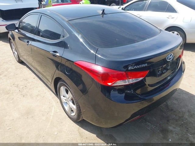 صورة 3 لـ 2013 Hyundai ELANTRA GLS