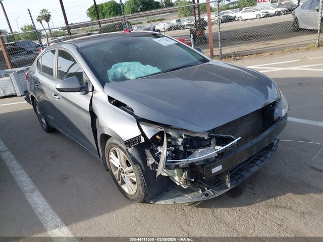 HYUNDAI ELANTRA VALUE EDITION - 1