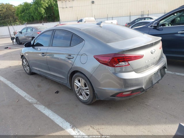 HYUNDAI ELANTRA VALUE EDITION - 3