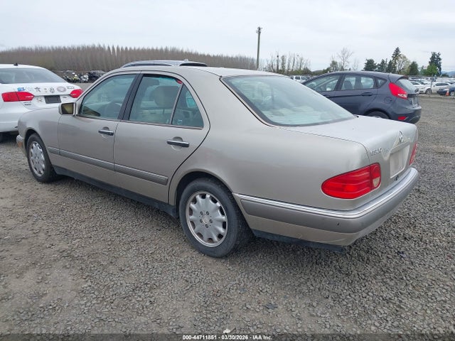 1997 Mercedes-BENZ E 320 — фото 3