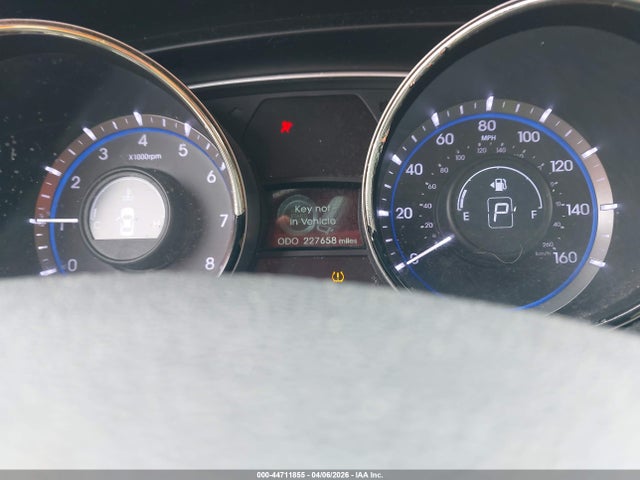 HYUNDAI SONATA SE 2.0T - 7