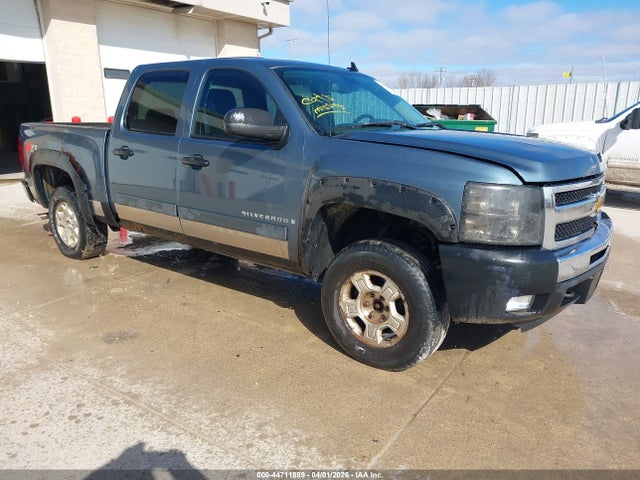 CHEVROLET SILVERADO 1500 LT1 - 1