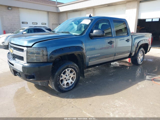 CHEVROLET SILVERADO 1500 LT1 - 2
