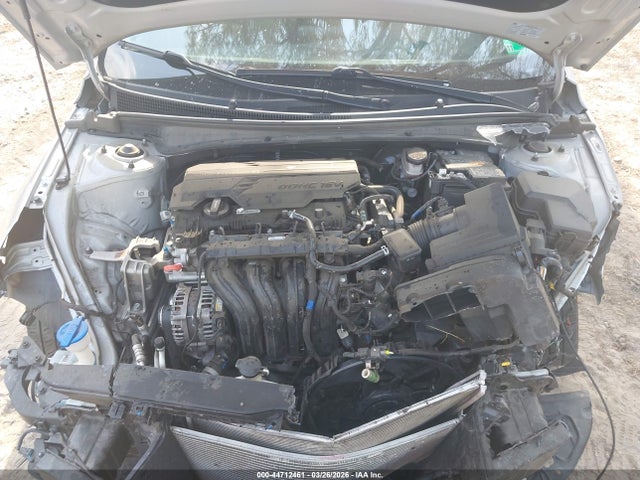 HYUNDAI ELANTRA SEL - 10