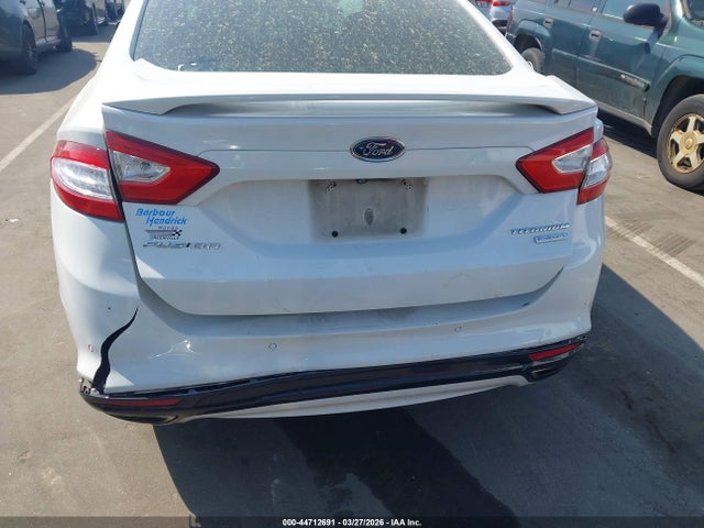 FORD FUSION TITANIUM - 6