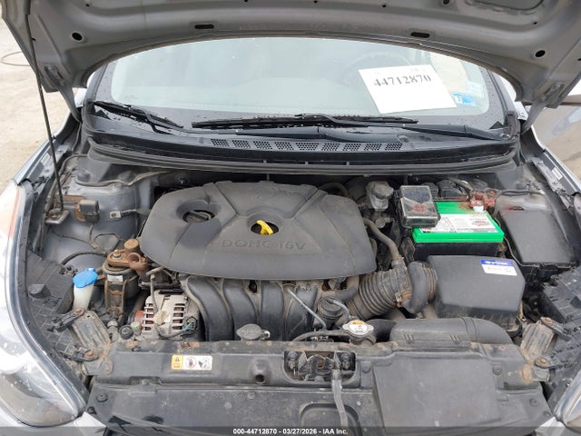 HYUNDAI ELANTRA - 10