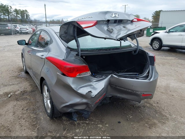 HYUNDAI ELANTRA - 6