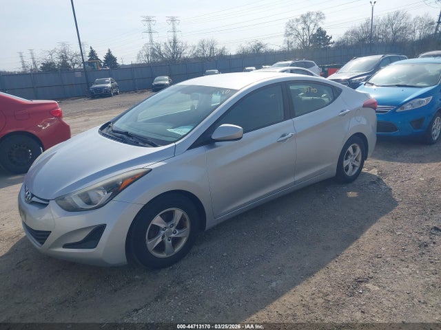 HYUNDAI ELANTRA SE - 2