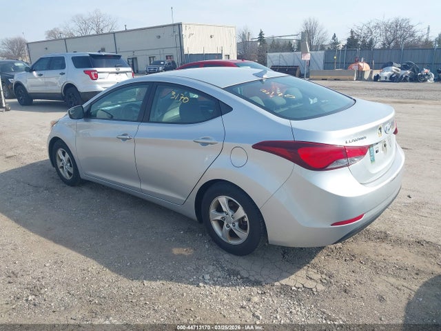 HYUNDAI ELANTRA SE - 3