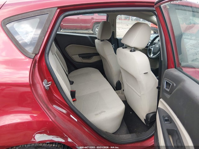 FORD FIESTA SE - 8