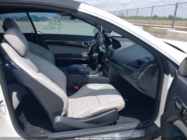 MERCEDES-BENZ E-CLASS - 5