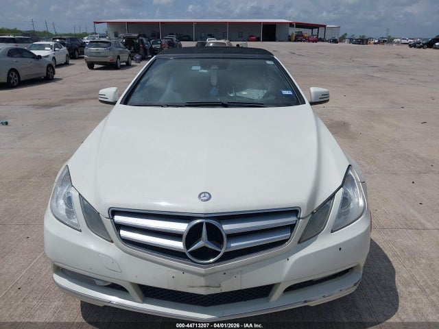 MERCEDES-BENZ E-CLASS - 6