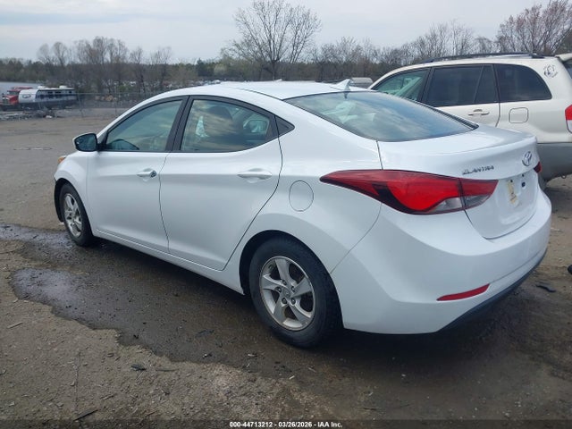 HYUNDAI ELANTRA SE - 3