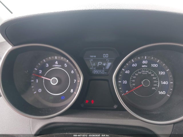 HYUNDAI ELANTRA SE - 7