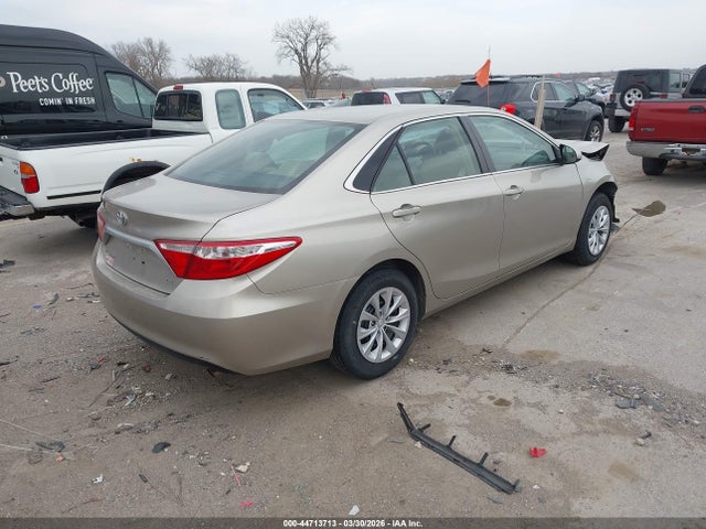 TOYOTA CAMRY - 4