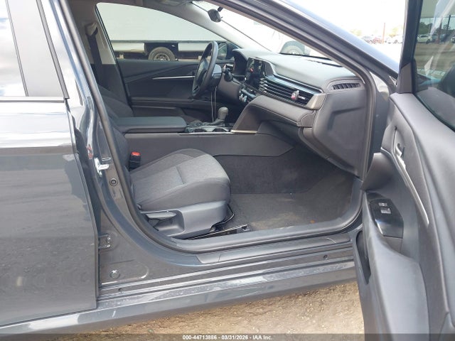 صورة 5 لـ 2026 Toyota CAMRY LE