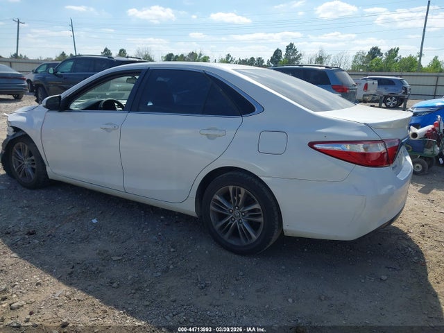 TOYOTA CAMRY - 3