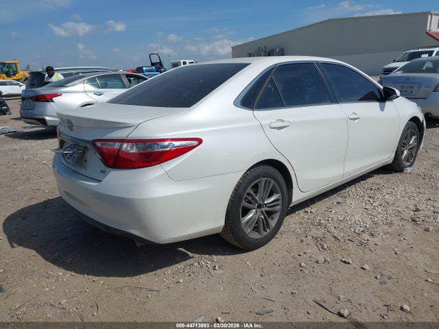 TOYOTA CAMRY - 4
