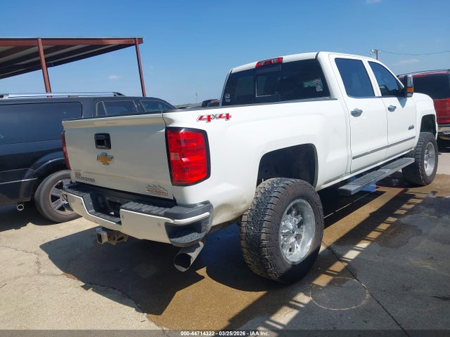 CHEVROLET SILVERADO 2500HD HIGH COUNTRY - 4