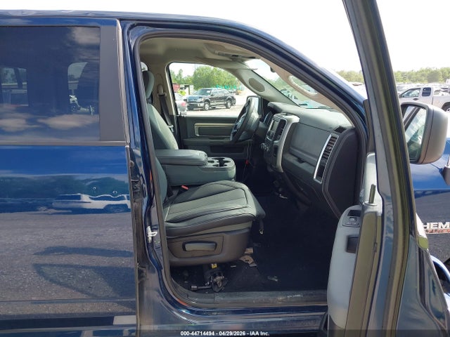 2019 RAM 1500 CLASSIC SLT 4X4 6'4 BOX photo 5