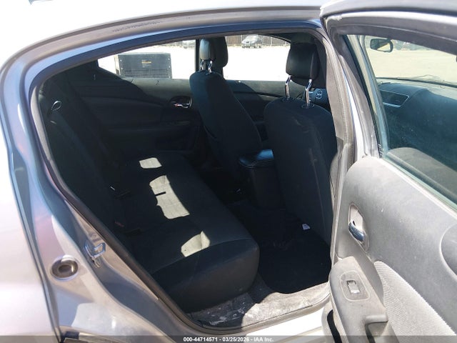 DODGE AVENGER SXT - 8