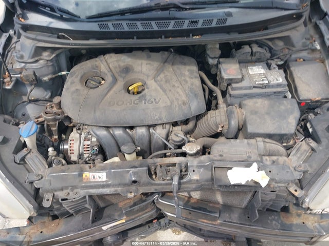 HYUNDAI ELANTRA SE - 10