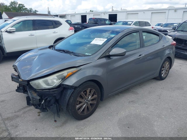 HYUNDAI ELANTRA SE - 2