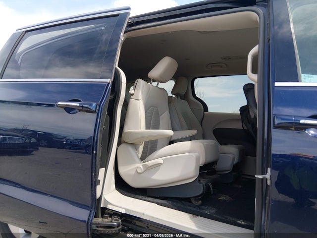 2018 CHRYSLER PACIFICA HYBRID TOURING PLUS 8