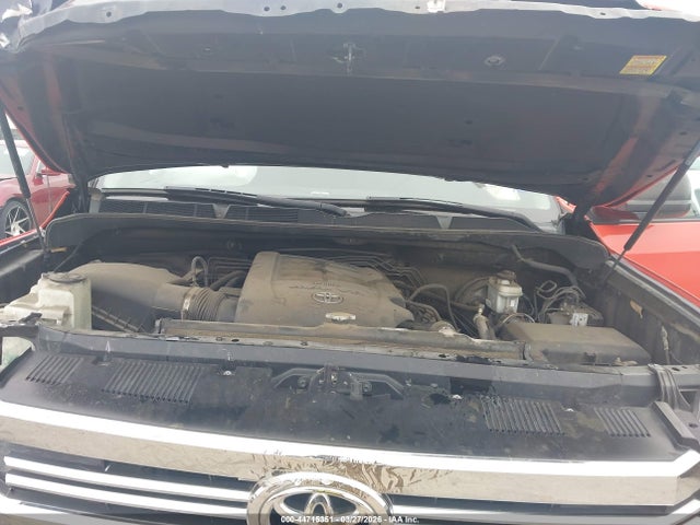 TOYOTA TUNDRA - 10