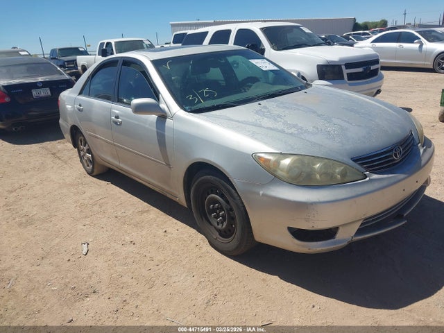 2005 TOYOTA CAMRY XLE V6
