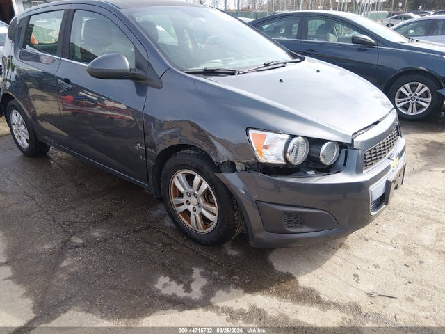 CHEVROLET SONIC LT AUTO - 6