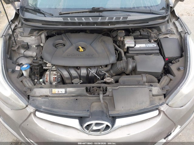 HYUNDAI ELANTRA SE - 10