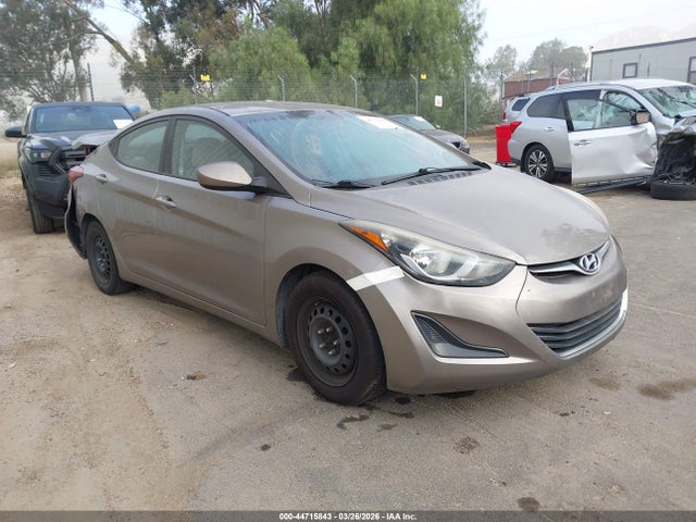 HYUNDAI ELANTRA SE - 1