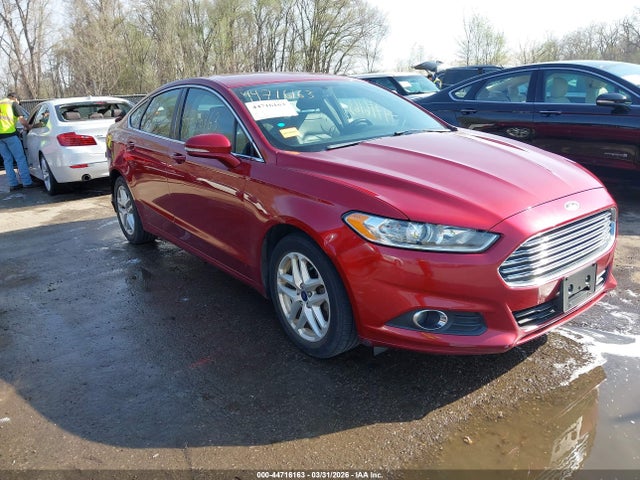 FORD FUSION SE - 1