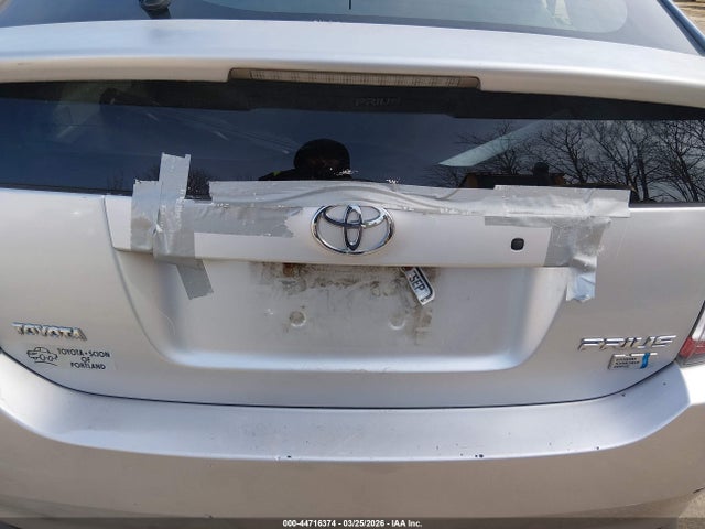 TOYOTA PRIUS - 6