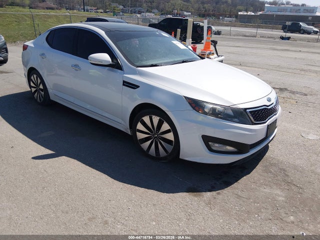 2011 KIA OPTIMA SX