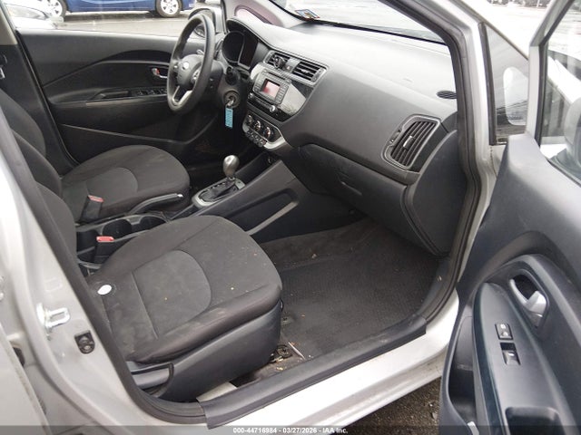 KIA RIO LX - 5