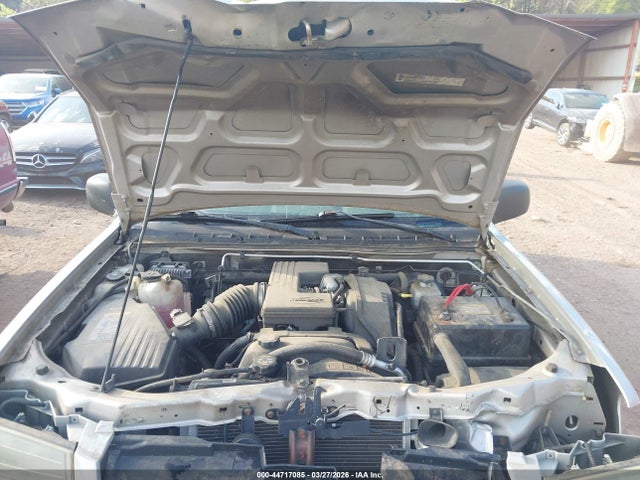 CHEVROLET COLORADO LS - 10