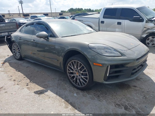 2025 PORSCHE PANAMERA 4