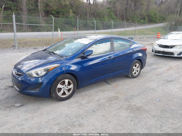 HYUNDAI ELANTRA SE - 2