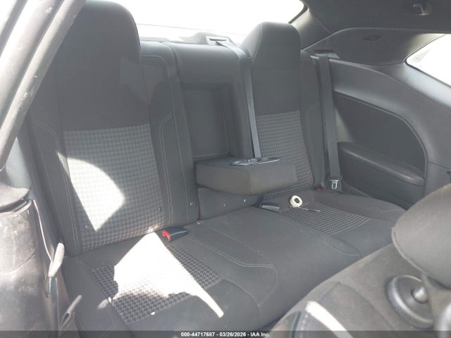 DODGE CHALLENGER SXT - 8