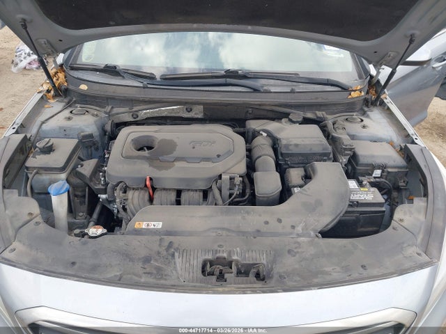 HYUNDAI SONATA SE - 10