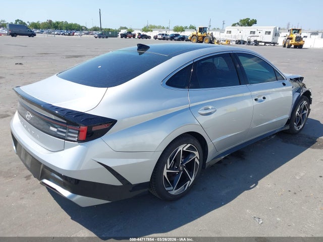 HYUNDAI SONATA SEL - 4