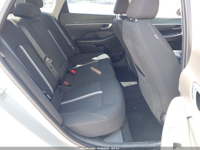 HYUNDAI SONATA SEL - 8