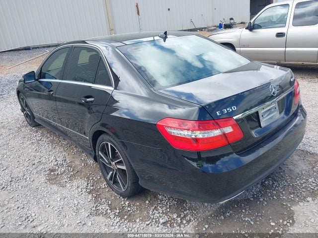 MERCEDES-BENZ E-CLASS - 3