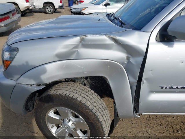 2011 Toyota TACOMA PRERUNNER V6 photo 6