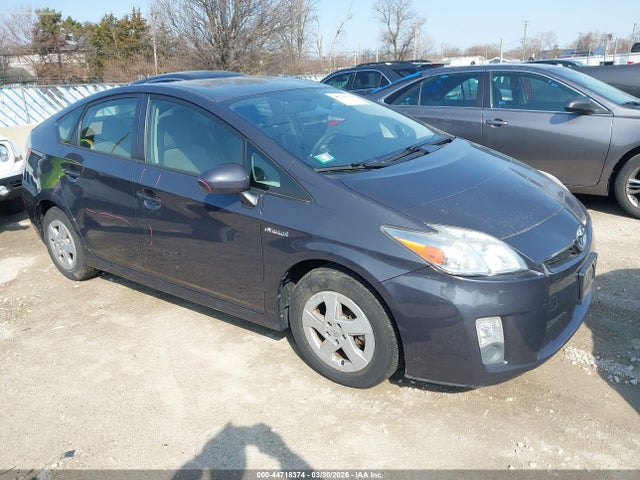 TOYOTA PRIUS - 1