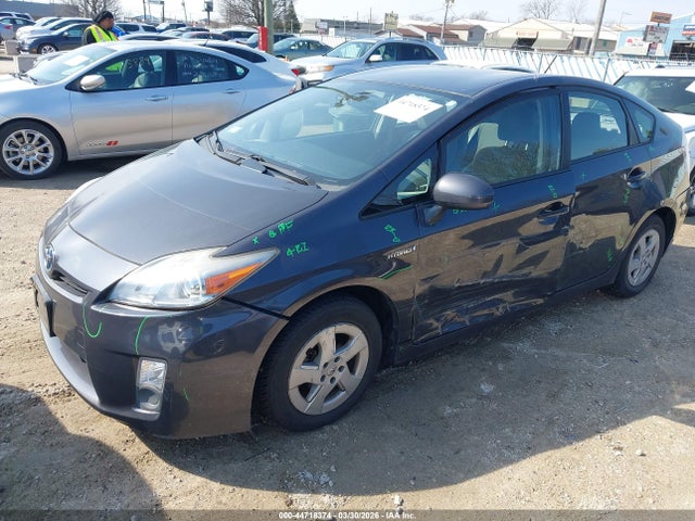 TOYOTA PRIUS - 2
