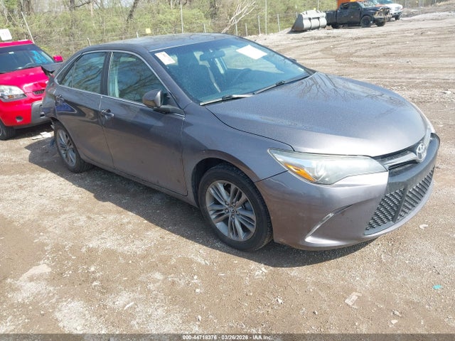 TOYOTA CAMRY - 1