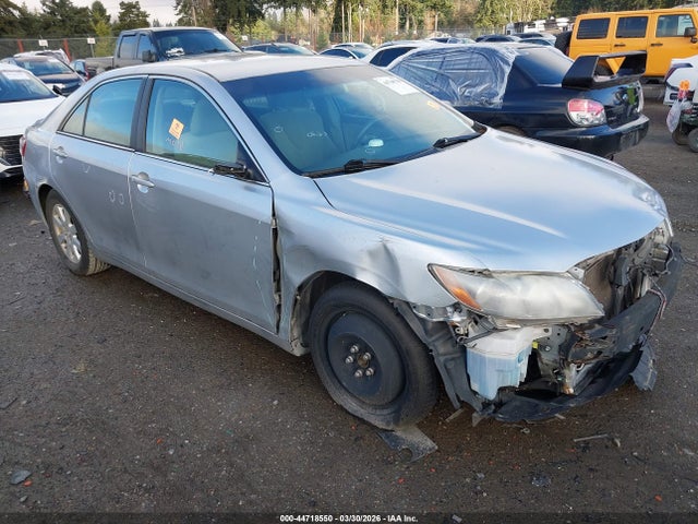 2009 TOYOTA CAMRY LE